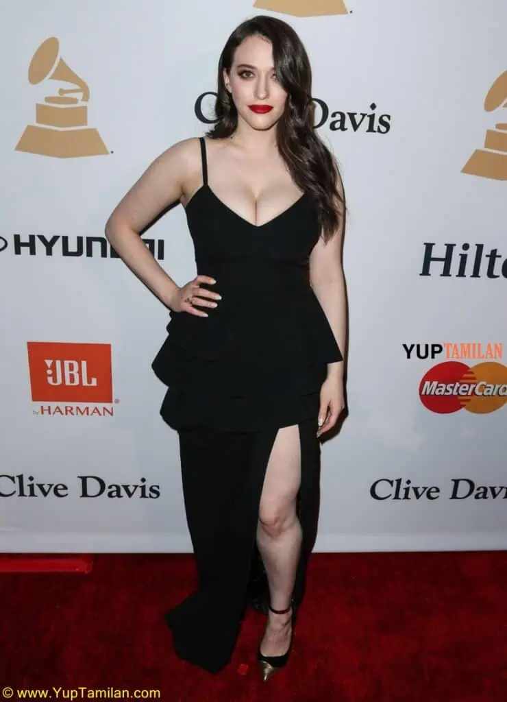 Kat Dennings Hottest Deep Cleavage Pics 15