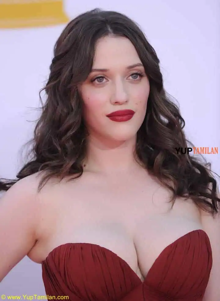 Kat Dennings Hottest Deep Cleavage Pics 30