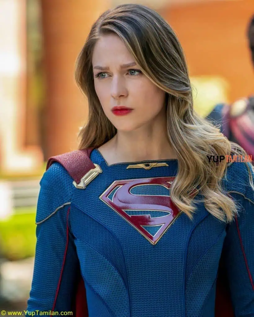 Melissa Benoist Cute Fuuny Photos in Super Girl Constume 2