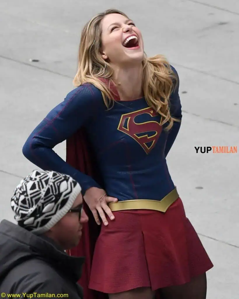 Melissa Benoist Cute Fuuny Photos in Super Girl Constume 6