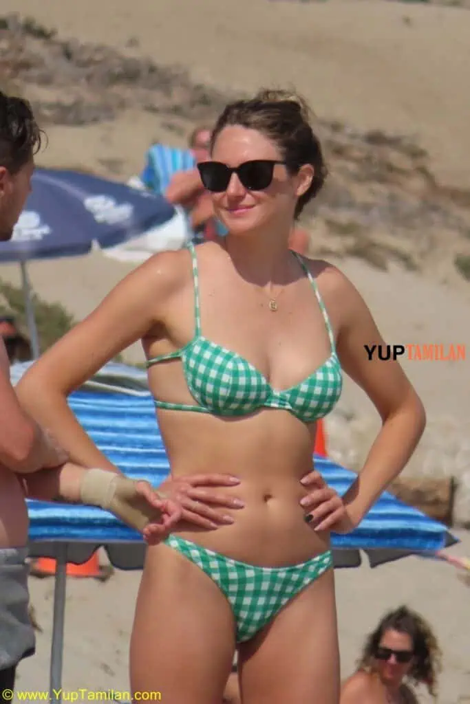 Shailene Woodley Hottest Bikini Photos 14